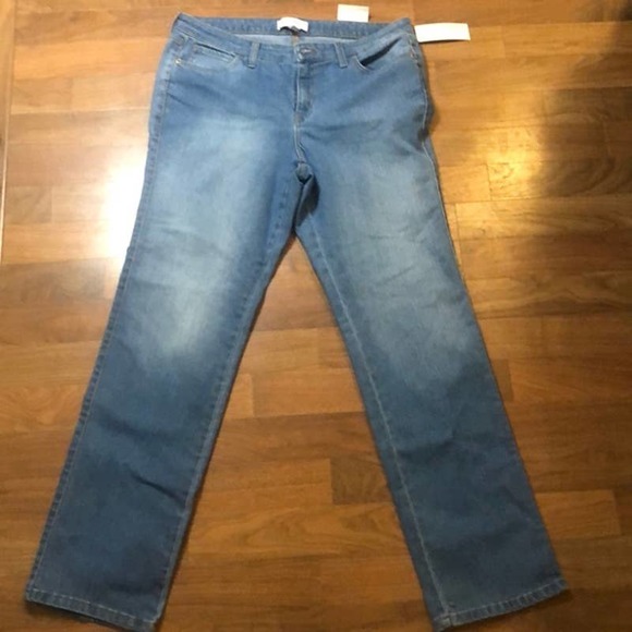 Ellen Tracy Denim - NWT Ellen Tracy Straight Leg Jean Sz 14